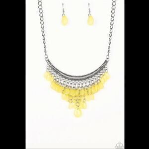 Paparazzi Yellow Rio Rainfall Acrylic Lemon Drop Necklace